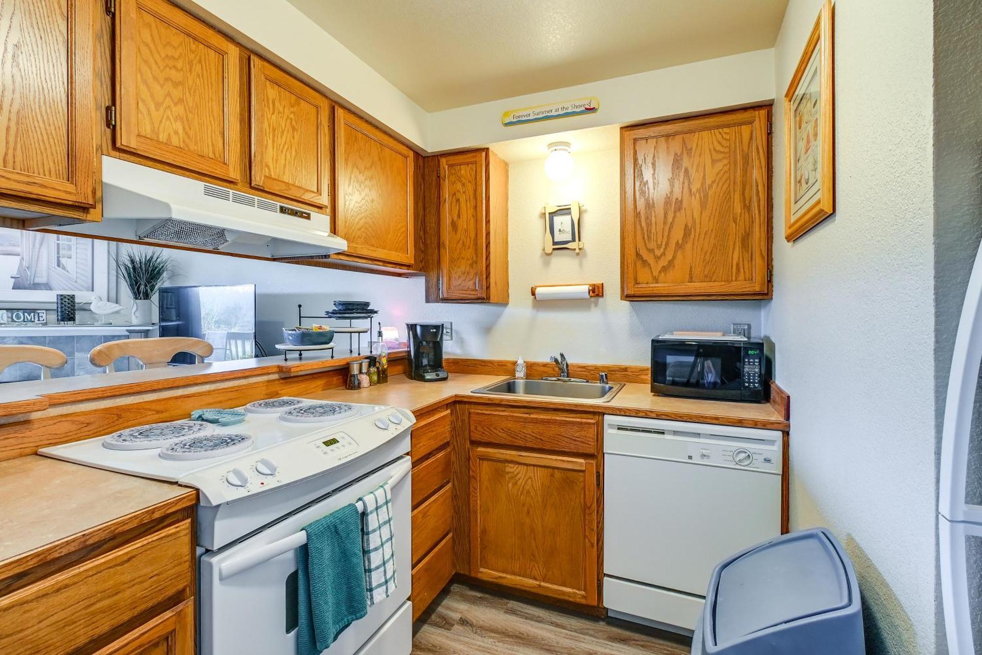 Ocean Shores Condo With Balcony Less Than 1 Mi To Beach! Eksteriør billede