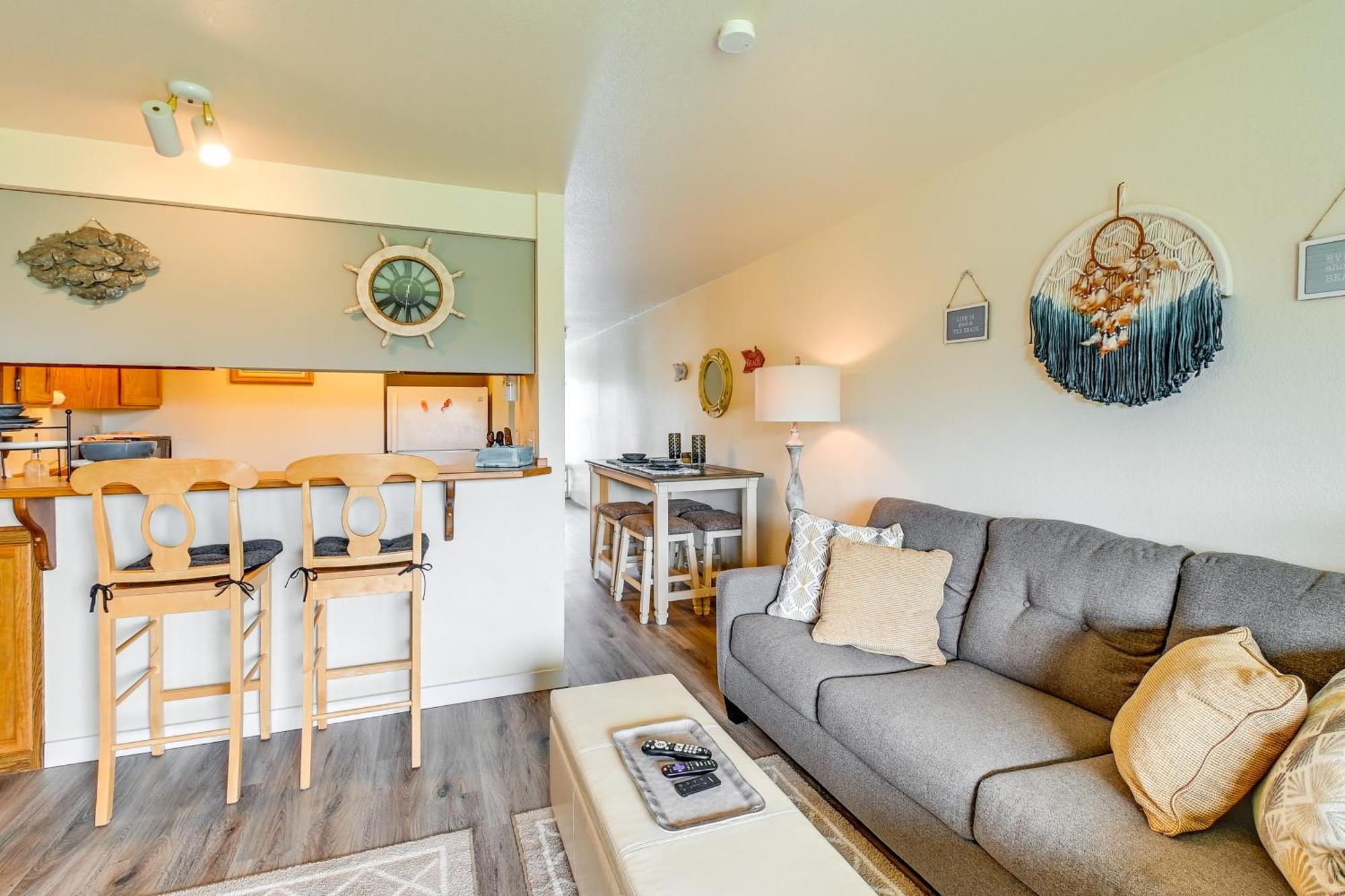 Ocean Shores Condo With Balcony Less Than 1 Mi To Beach! Eksteriør billede