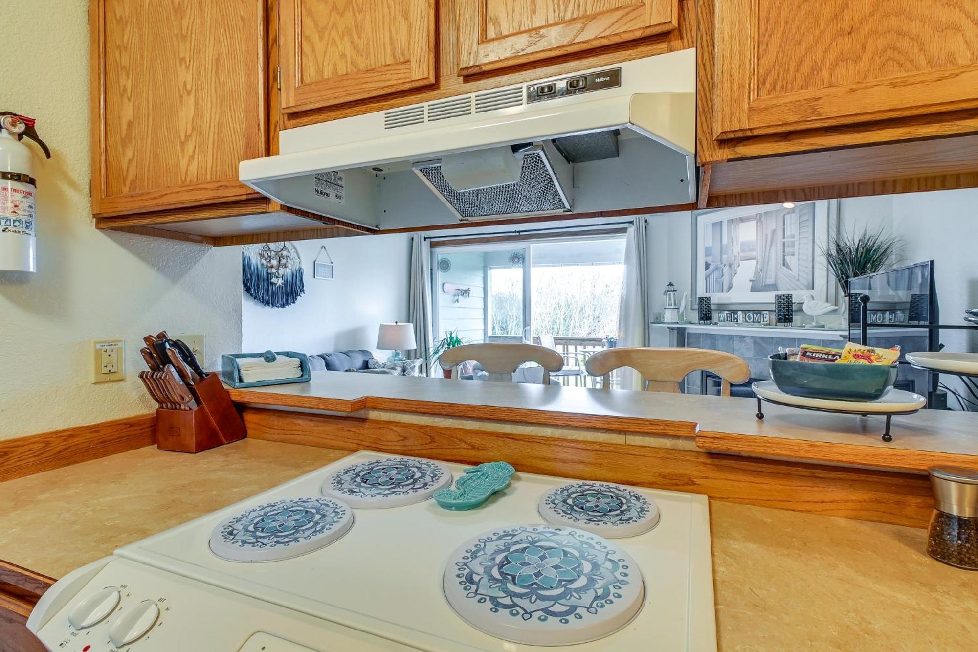 Ocean Shores Condo With Balcony Less Than 1 Mi To Beach! Eksteriør billede
